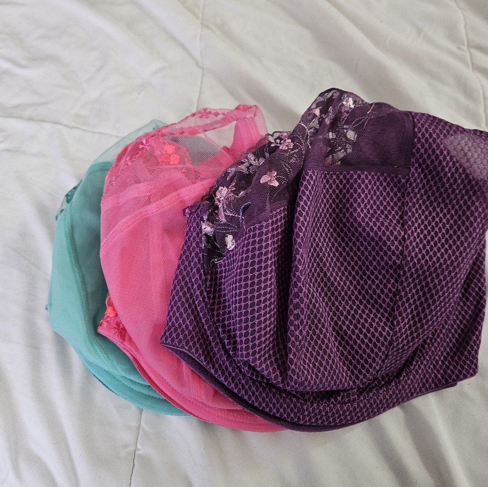 Elomi Matilda and Charlie bras, size 40M US // 40J UK